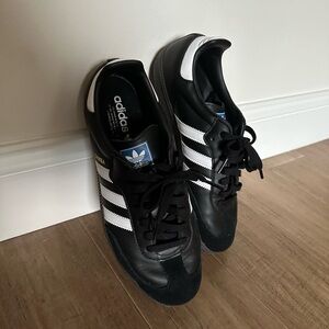 COPY - black sambas women’s size 10.5